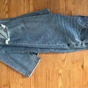 Women’s Abercrombie and Fitch 90s slim straight ultra high rise jeans